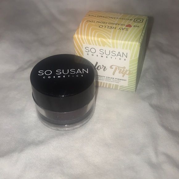 SO SUSAN Color trip loose eyeshadow in mysterious - Picture 2 of 3
